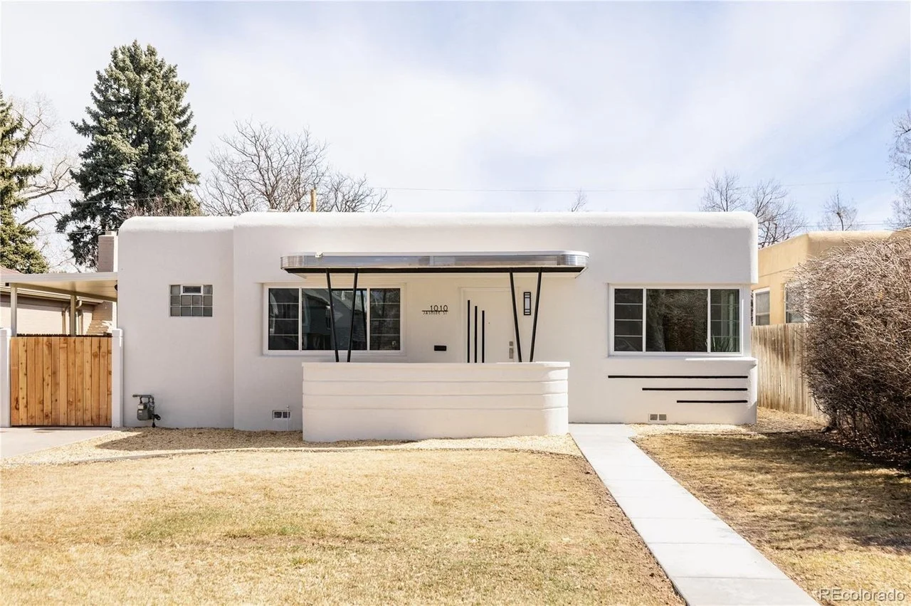 Streamline Moderne in Denver - $680,000