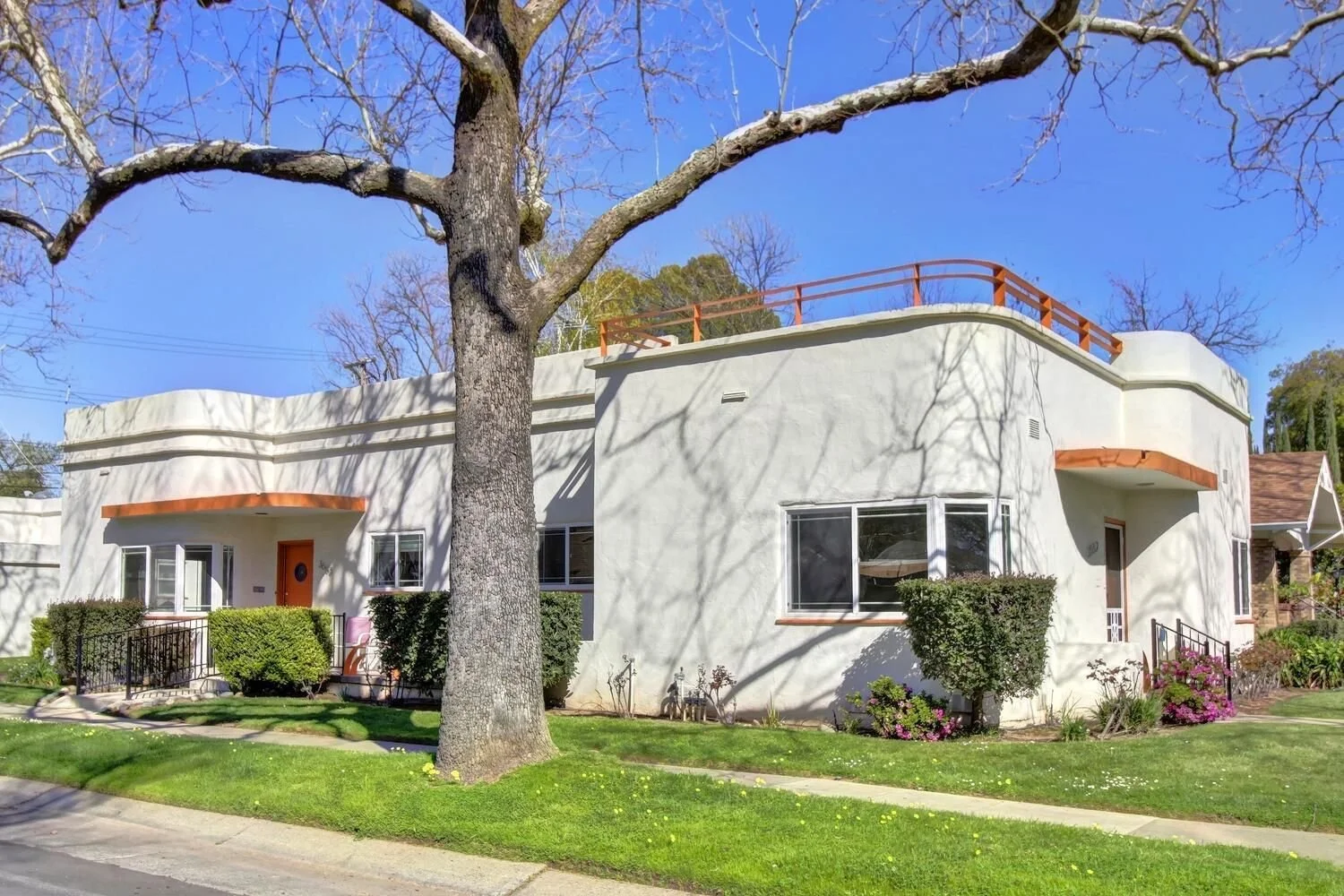 3 Units in Sacramento, CA - $1,225,000