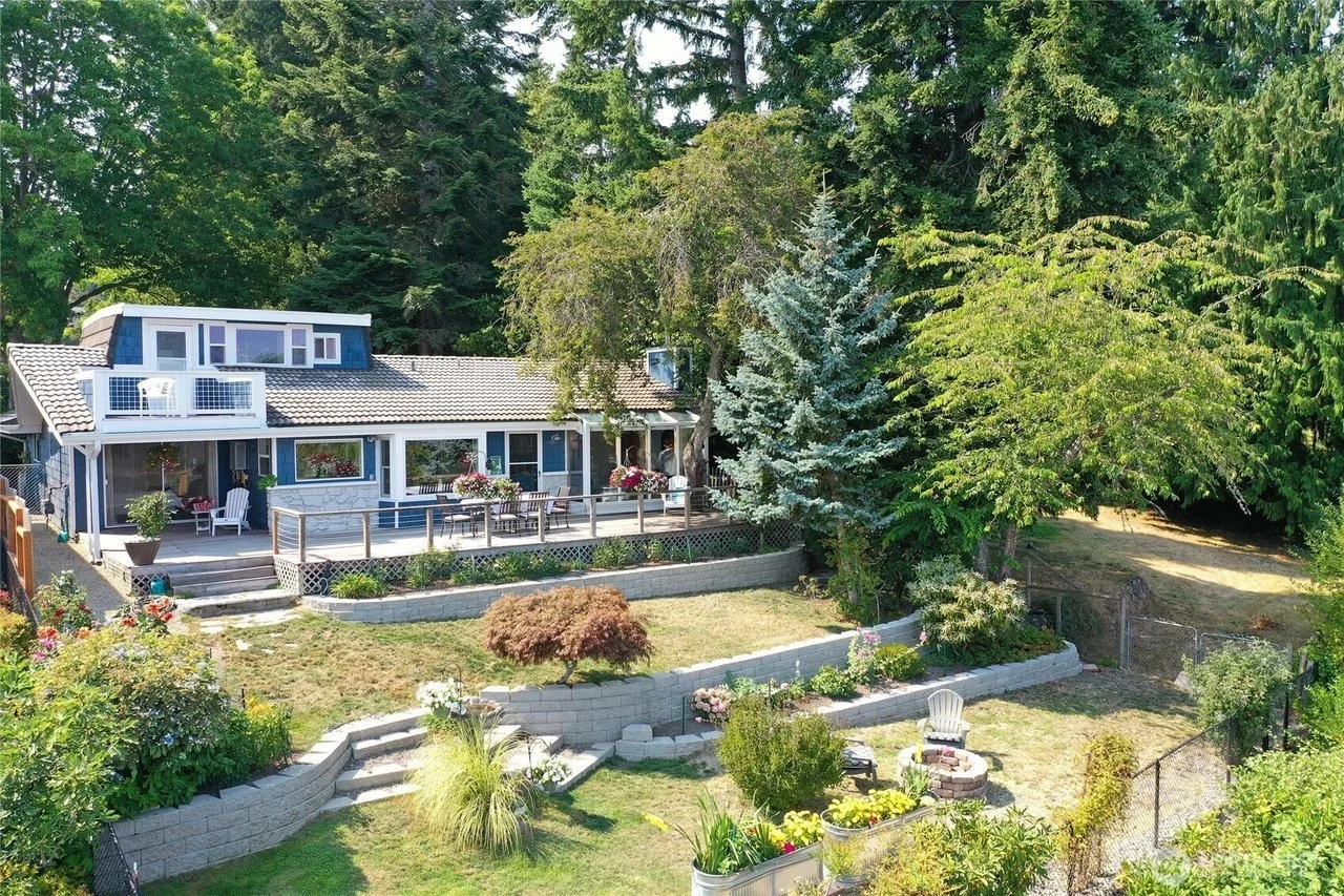 Mount Rainier Views in Bremerton, WA - $899,500