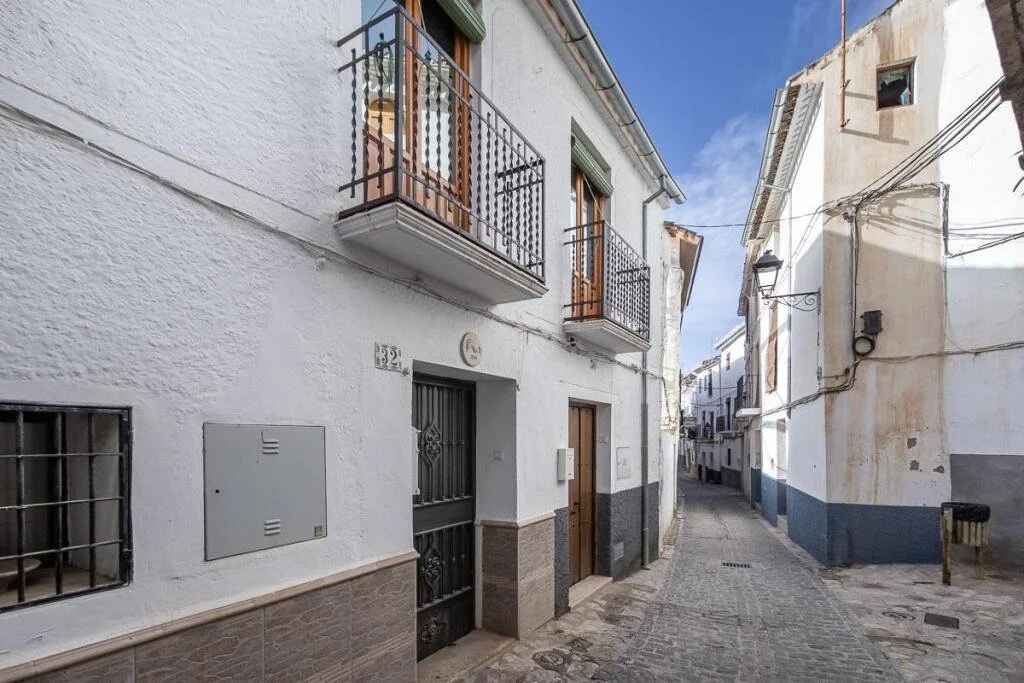 An Apartment with an Amazing View - €142,000