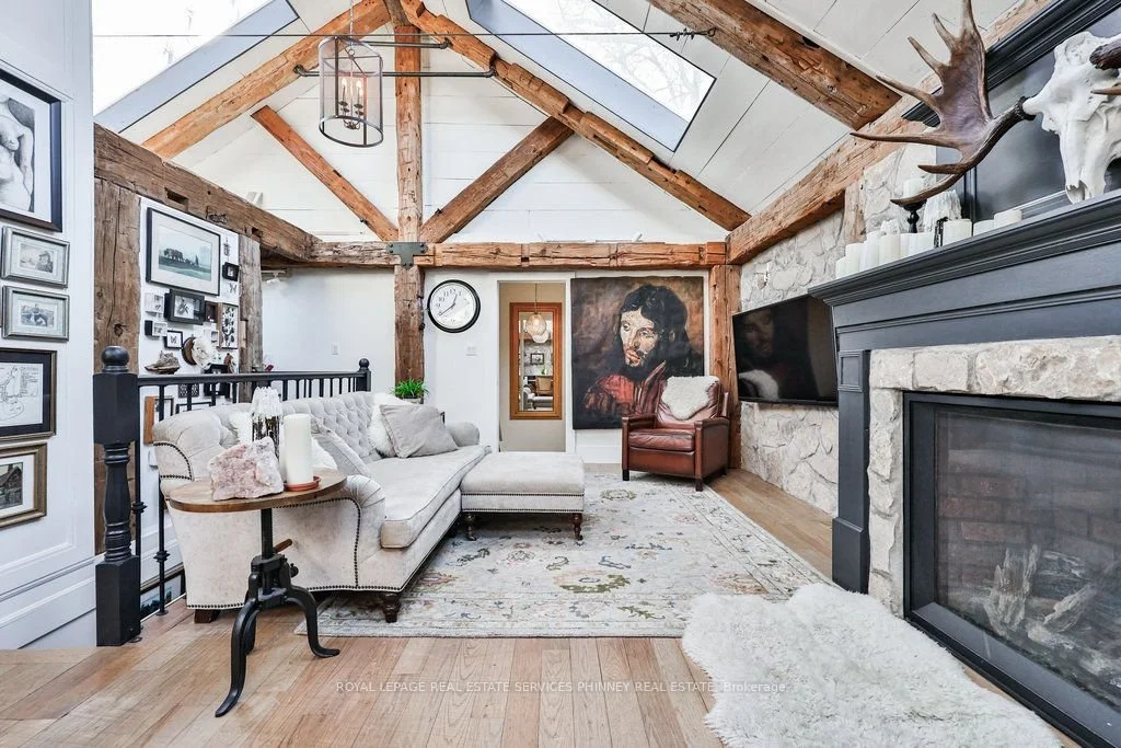 An Exceptional Home in Mississauga, ON - C$1,475,000