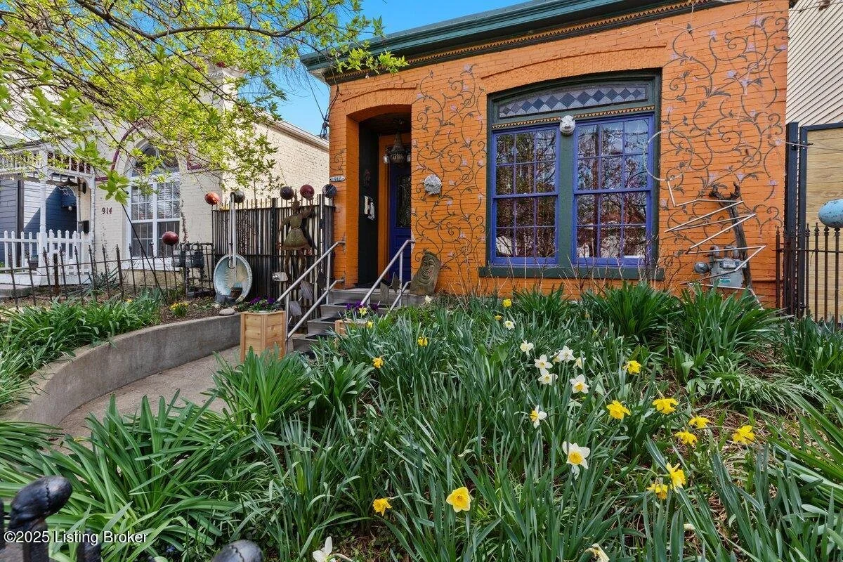 An Artsy Home in Louisville, KY - $274,900