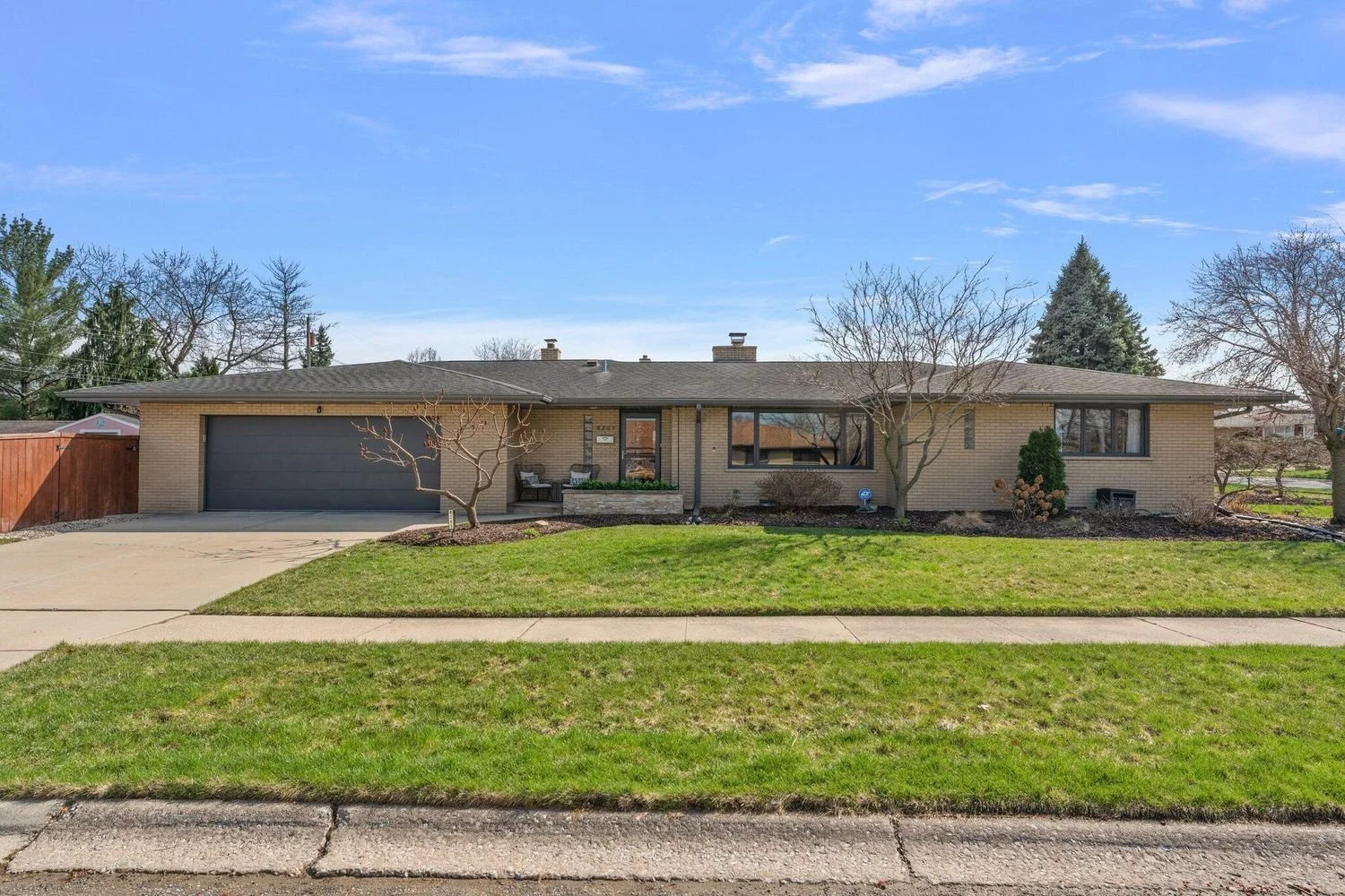 Mid-Century in Munster, IN - $375,000