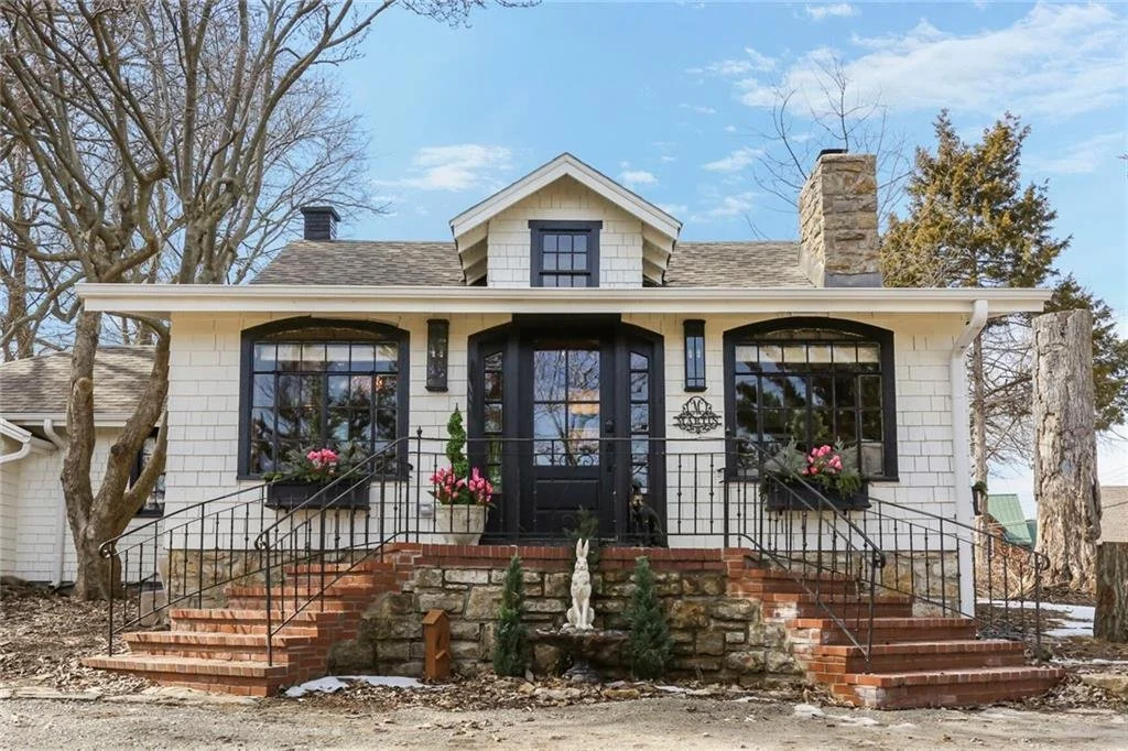 An Eclectic 1926 Cottage in Tapawingo, MO - $469,900