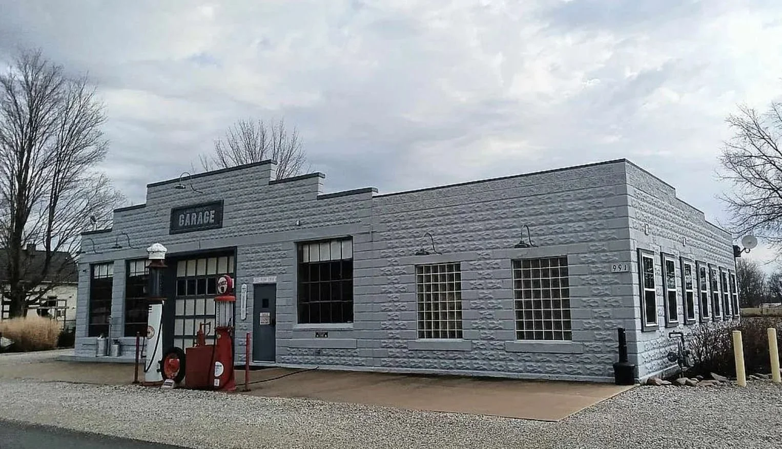 A 1920 Gas Station in Kewanna, IN - $375,000