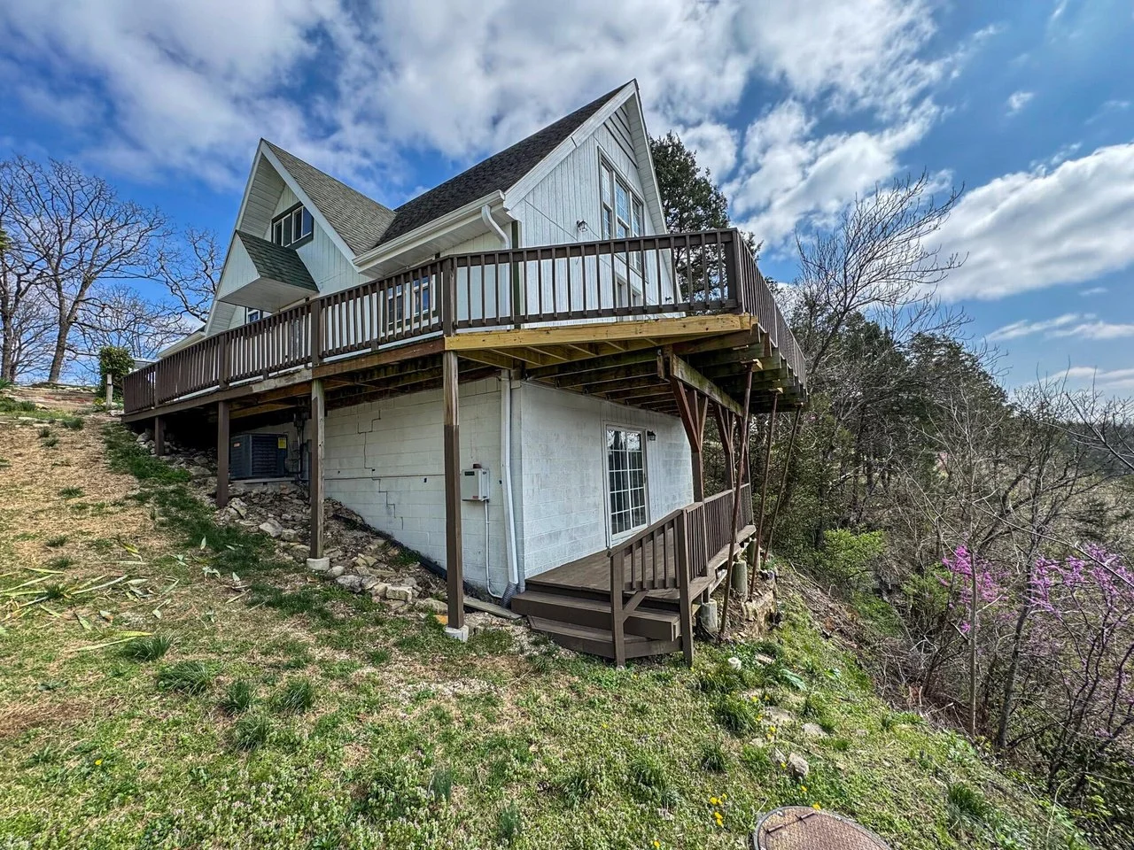 Beautiful Views in Merriam Woods, MO - $200,000