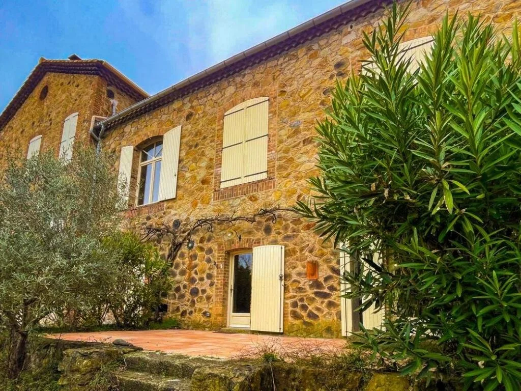 A Stone House in France - €185,000