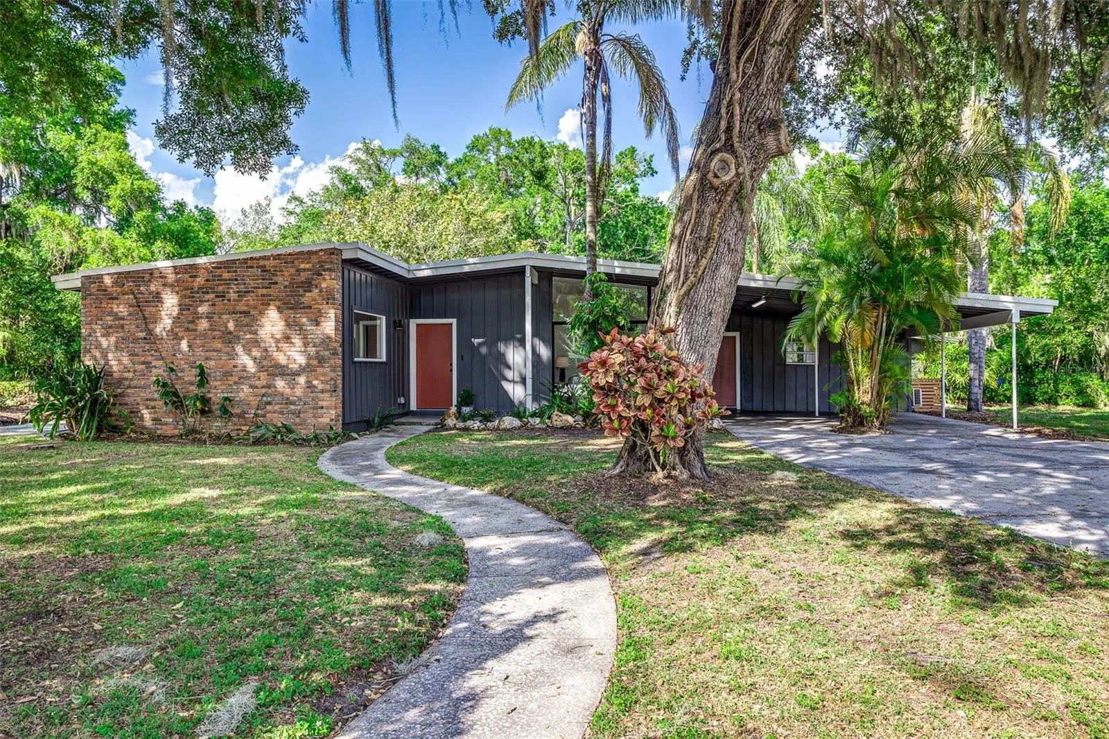 A 1950's MCM in Lakeland, FL - $439,900
