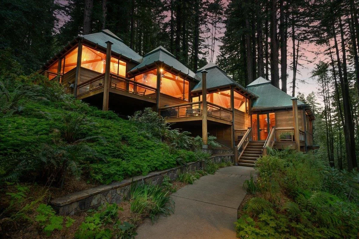 Over 5 Acres in Woodside, CA - $3,495,000