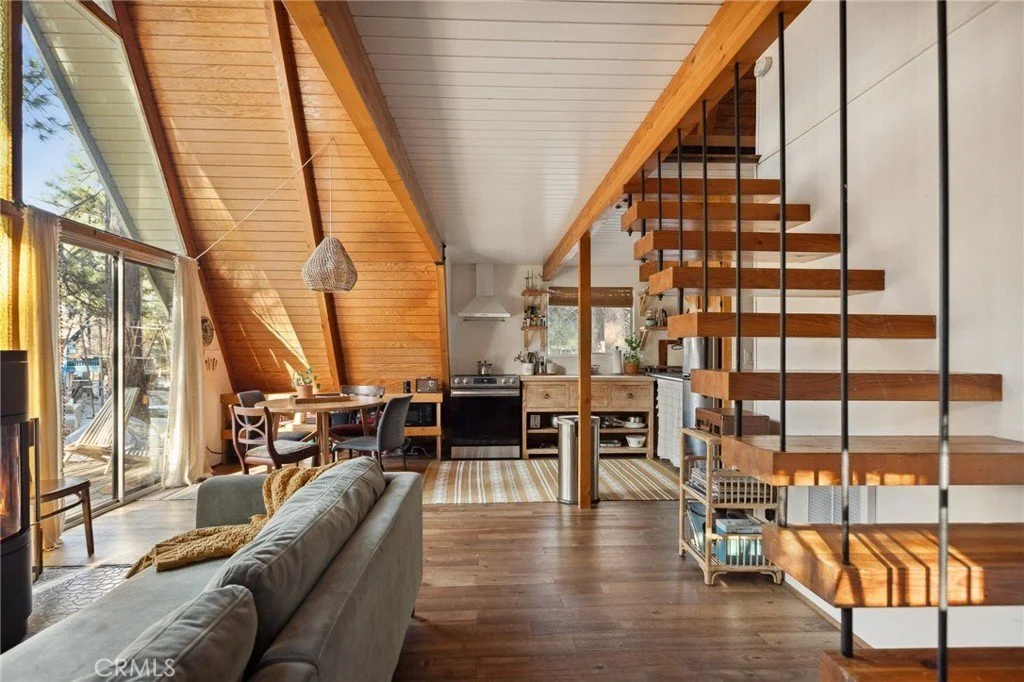 5 Cabins in California Under $500K