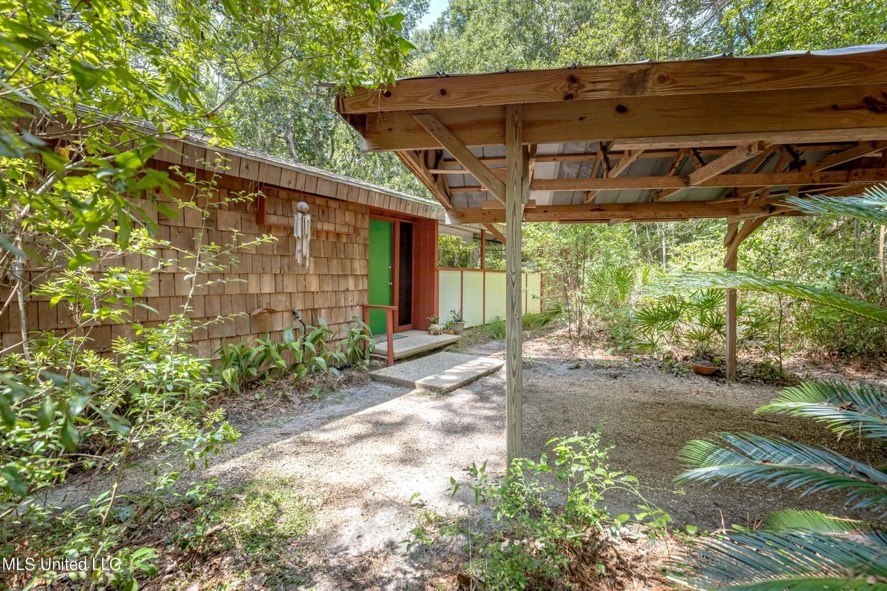 A Custom Built Carol Ishee Home - $439,990
