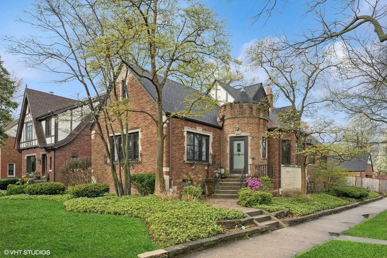 An Updated 1935 Home in Oak Park, IL - $1,150,000