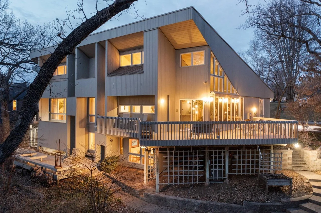 A Ralph Rapson Design in Chaska, MN - $625,000