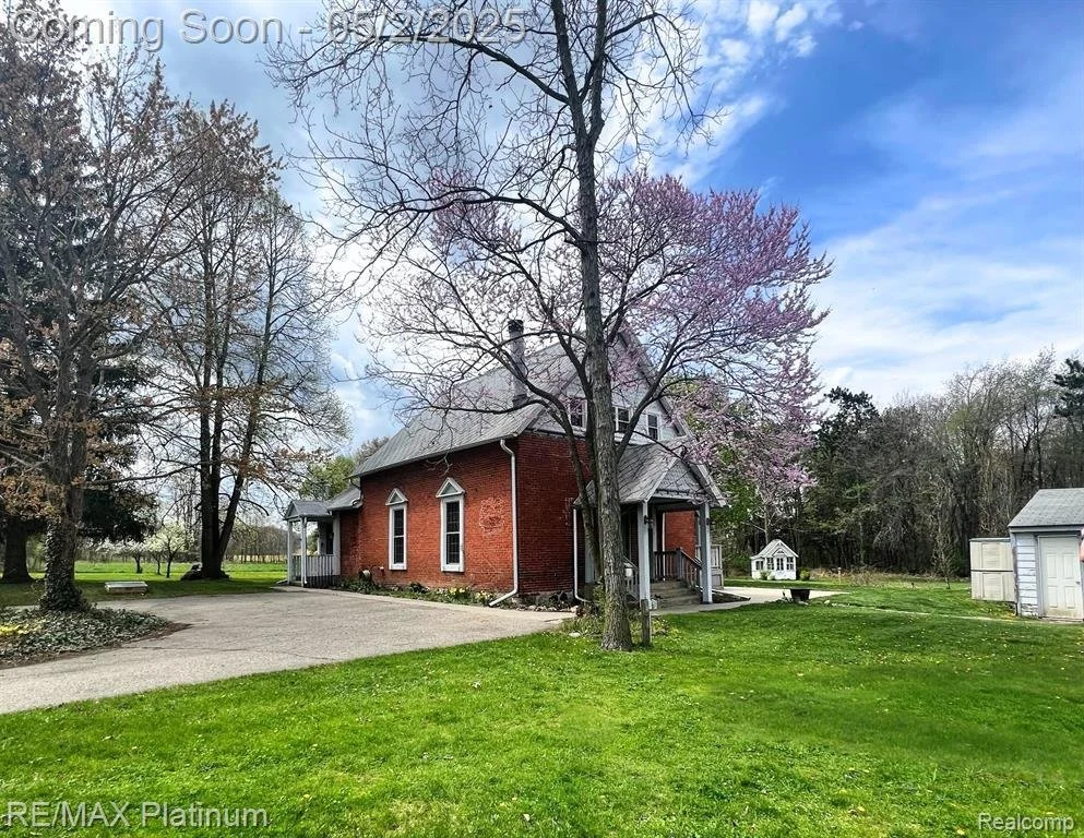 1.8 Acres in Fenton, MI - $279,999