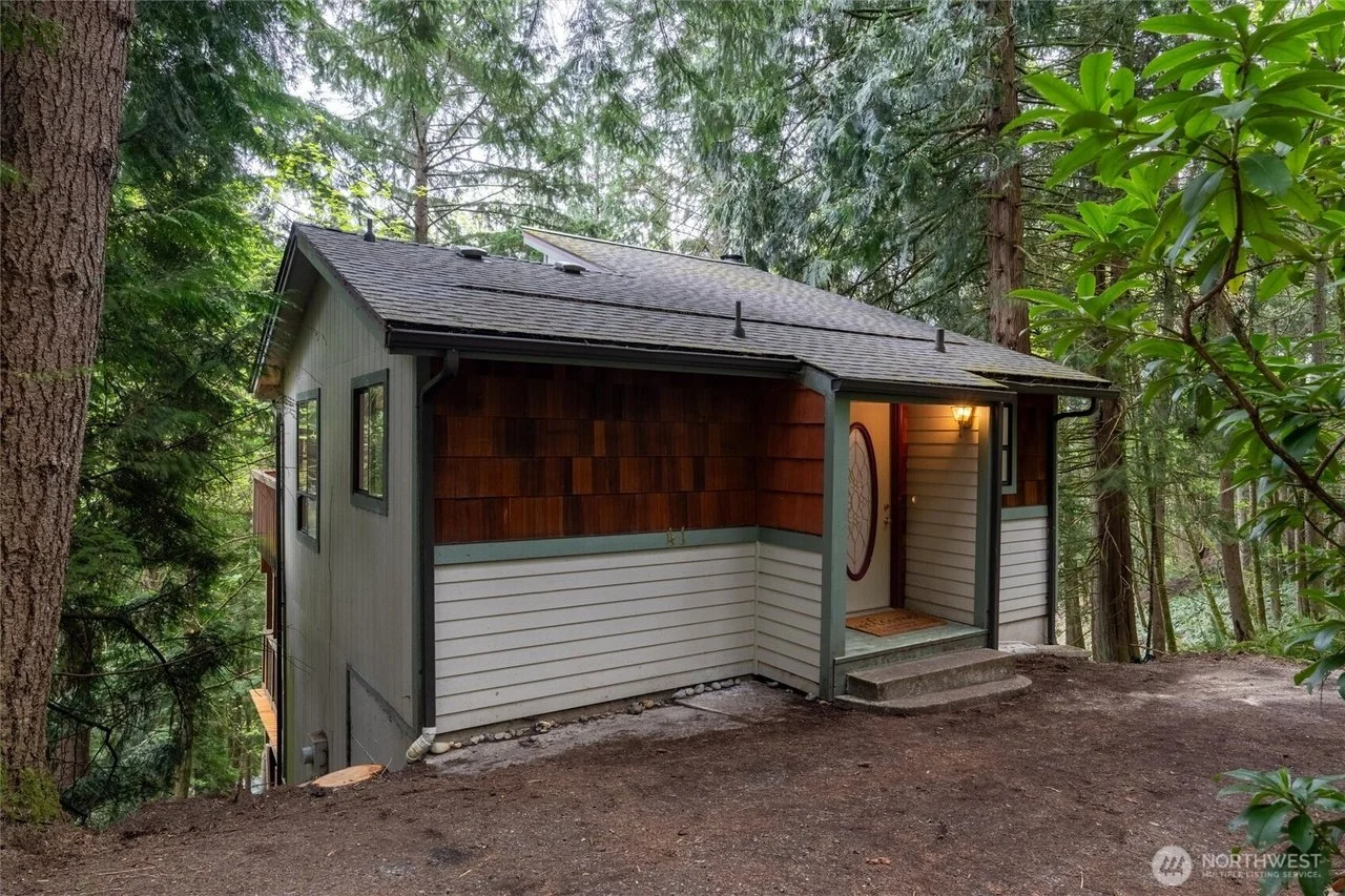 An Updated Home in Bellingham, WA - $398,000