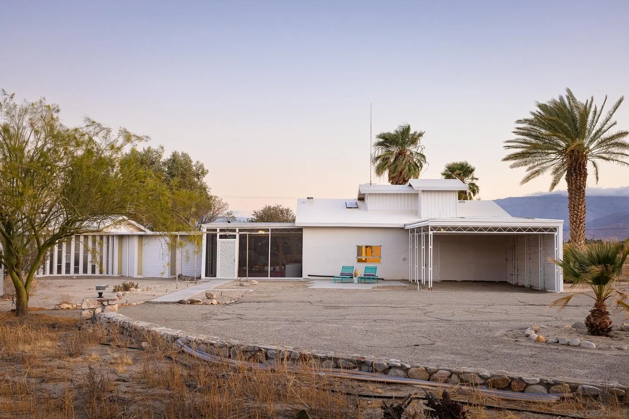 The Fortiner Residence by Lloyd Ruocco - $648,000