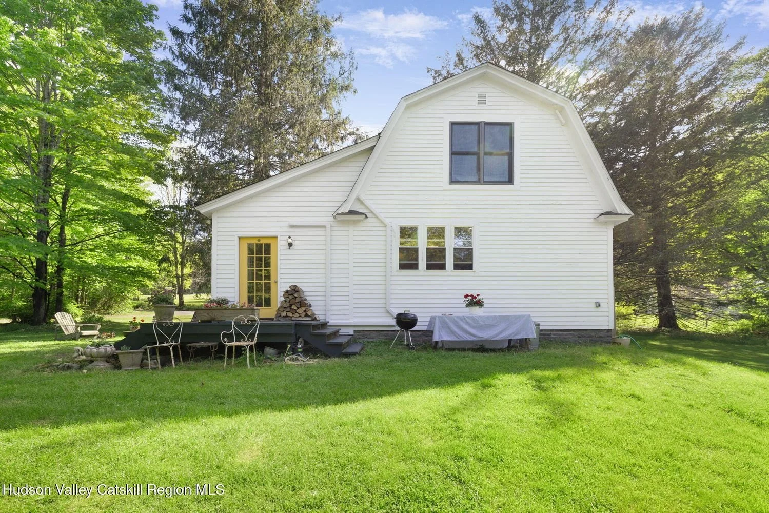 A 1920 Cottage on 1.2 Acres - $299,000