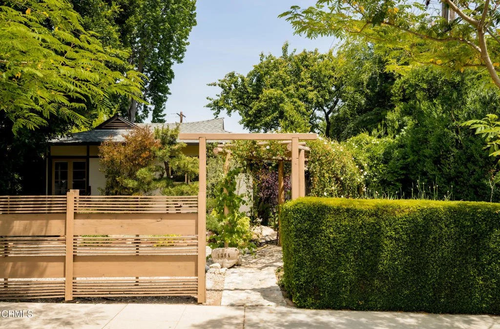 A Serene Design in Pasadena, CA - $1,288,000