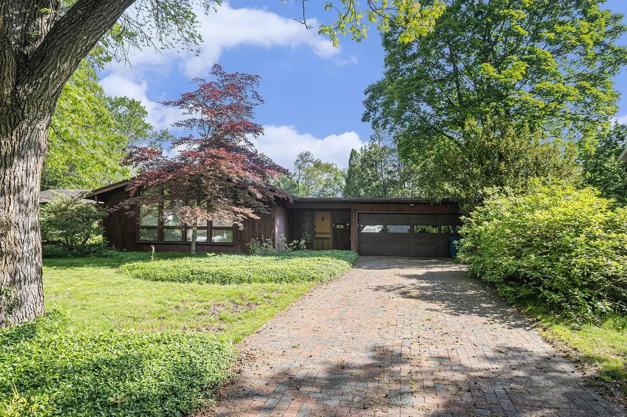 MCM in Kalamazoo, MI - $335,000