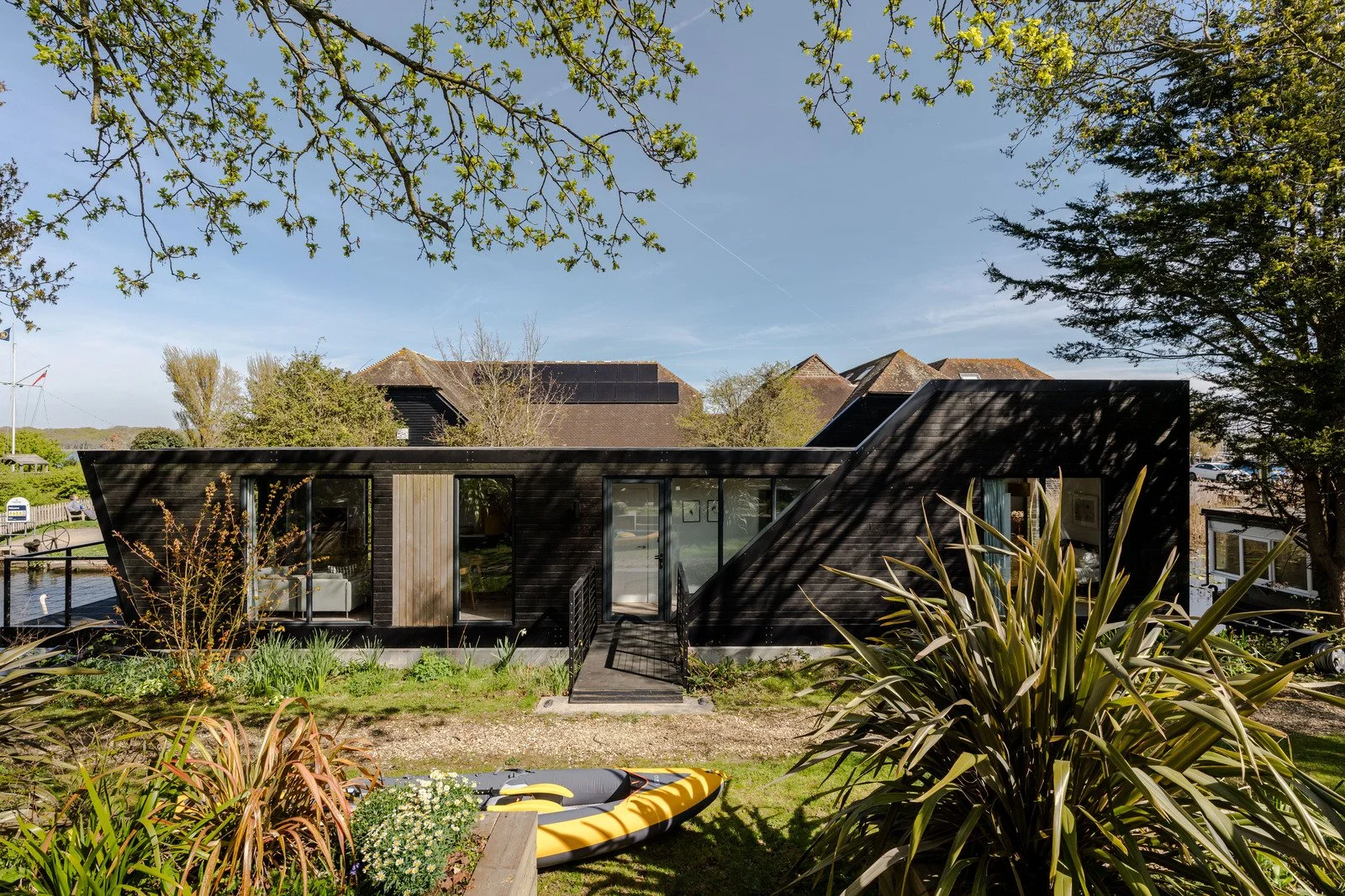 A Floating Home in West Sussex - £380,000