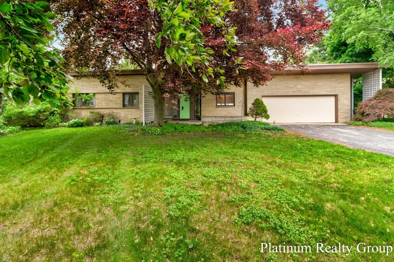 Lake Views in Fremont, MI - $349,900
