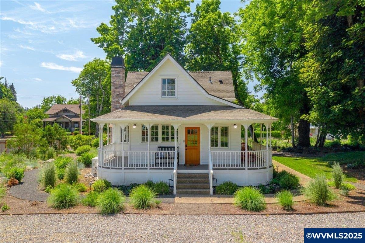 A 1910 Victorian Farmhouse on 1.6 Acres - $850,000