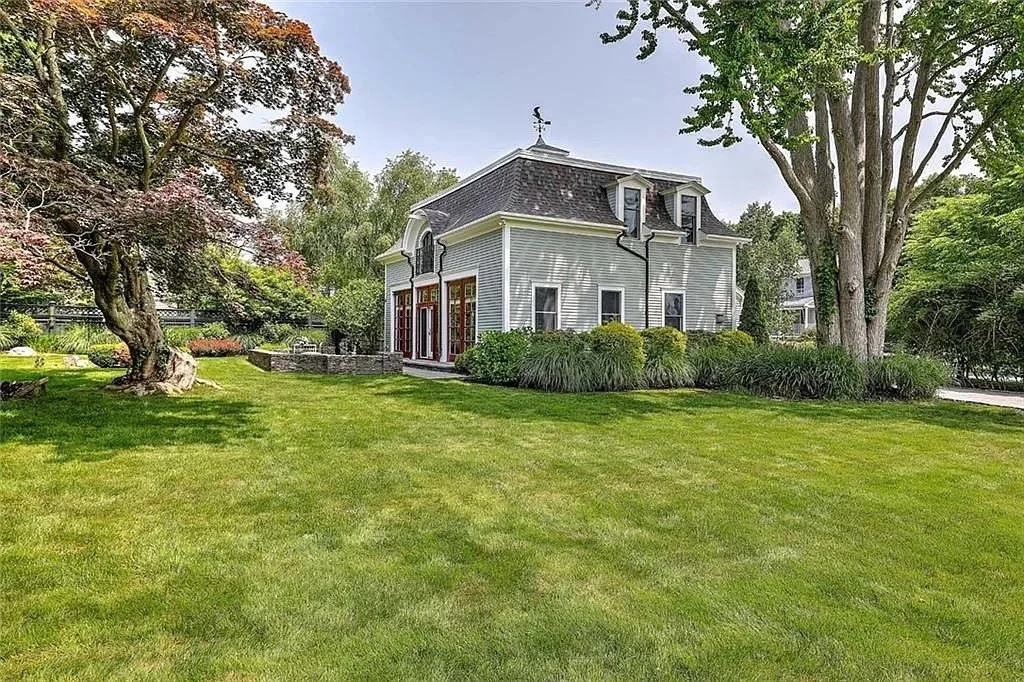 The Codman Place Carriage House - $1,000,000