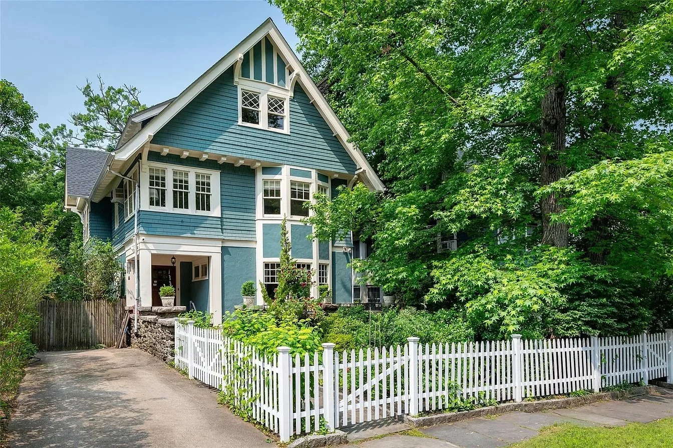 1910 Victorian in Yonkers, NY - $950,000