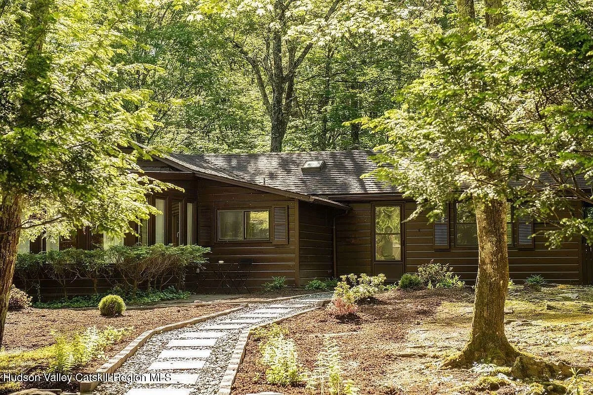 6 Acres in Woodstock, NY - $795,000