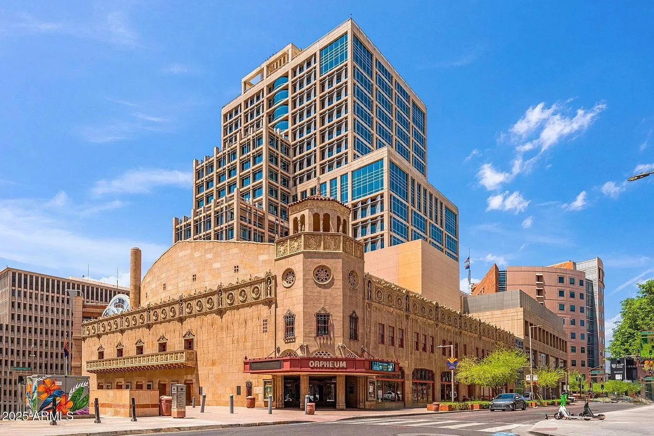 A Condo in Phoenix, AZ - $349,990