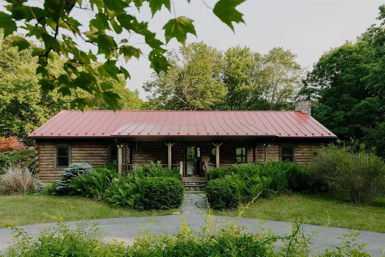 A Log Cabin on 5 Acres in Rhinebeck, NY - $795,000