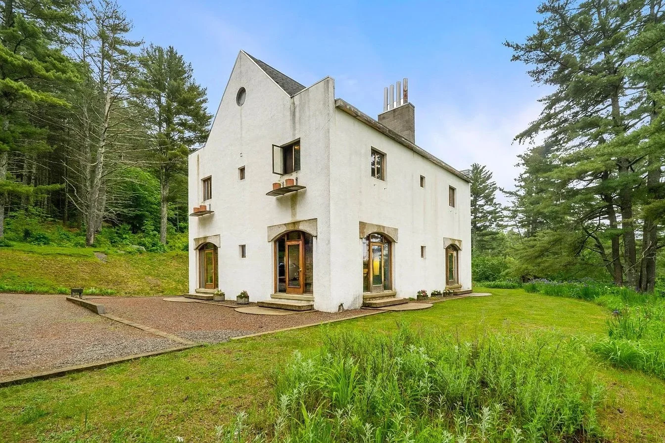 102 Acres in Alton, NH - $2,500,000