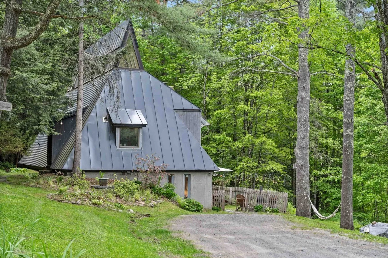 A Malcolm Appleton Design on 6.7 Acres - $650,000