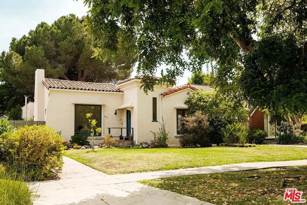 A 1920's Spanish Style Homes in Santa Monica, CA - $3,750,000