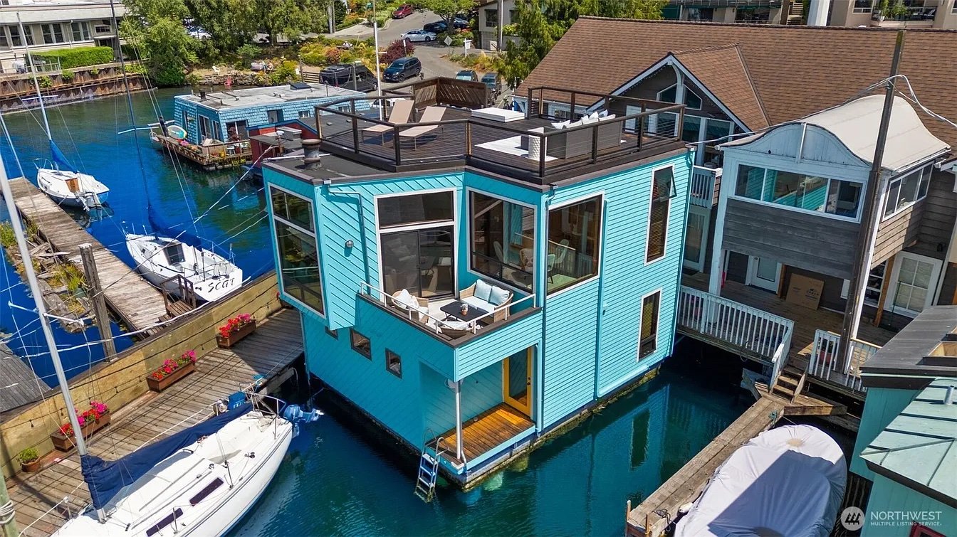 A Floating Home in Seattle - $1,150,000