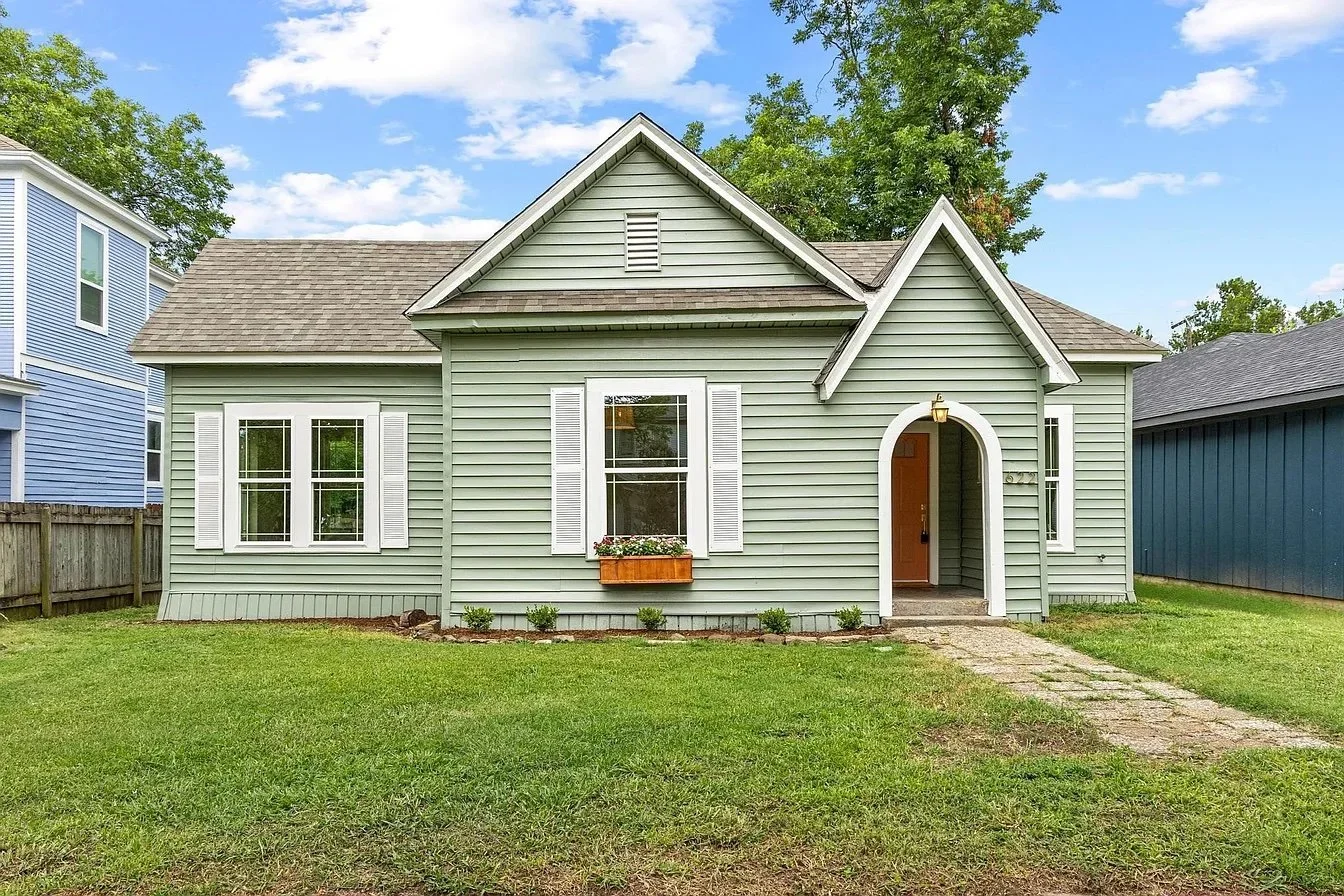 A 1920's Cottage in Denison, TX - $269,900