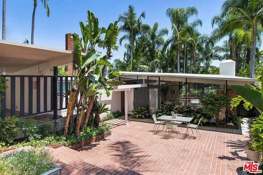 A Rare A. Quincy Jones in Glendale, CA - $1,499,000