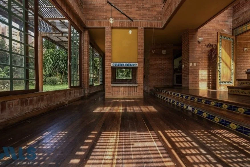 An Oscar Mesa Design in Colombia - $699K