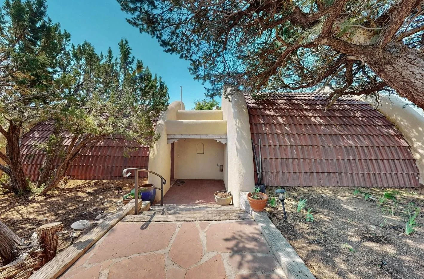 A  1982 Fred Klein Design in Santa Fe, NM - $650,000