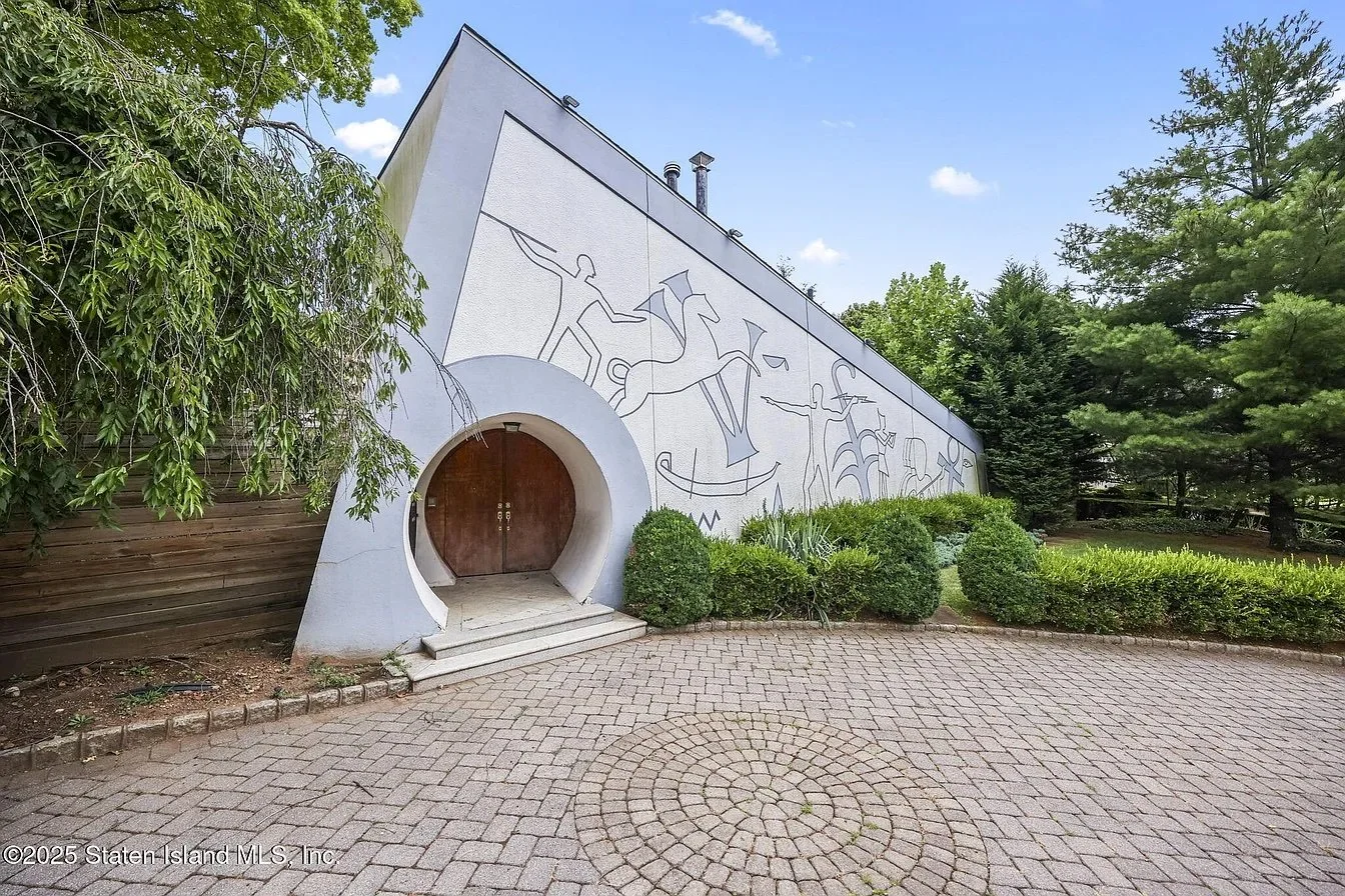 A Charlie Azzue Design in Staten Island, NY - $2,200,000