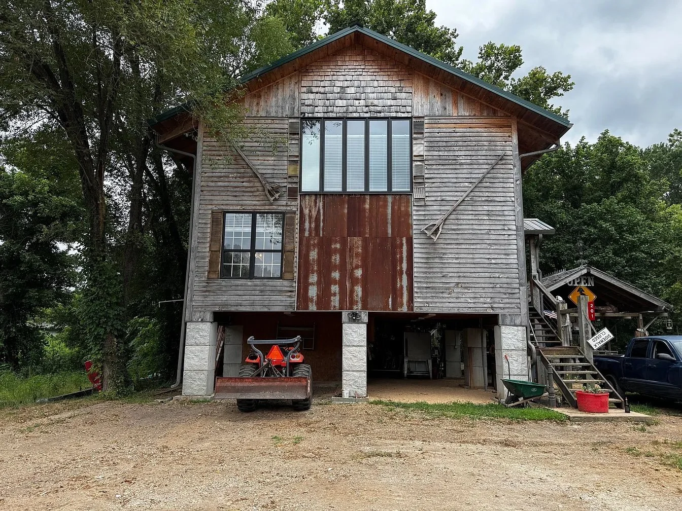 Riverfront in Birch Tree, MO - $489,900