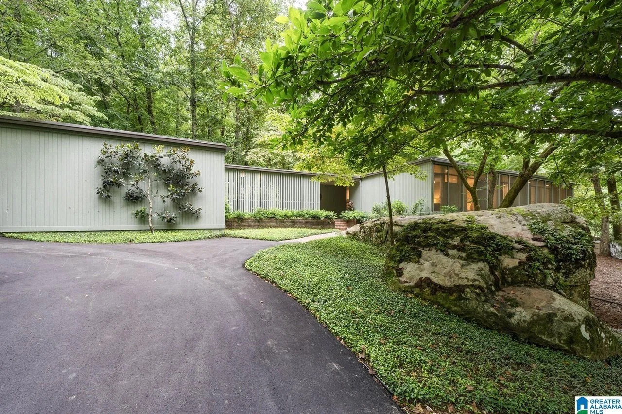 Awe-Inspiring in Birmingham, AL - $775,000