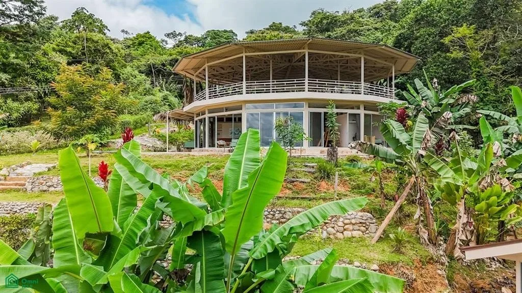 Mountain Views in Costa Rica - $620,000