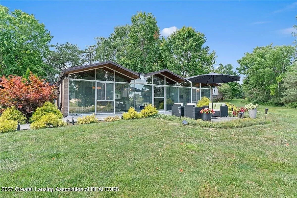 A William Kessler Design in Lansing, MI - $495,000