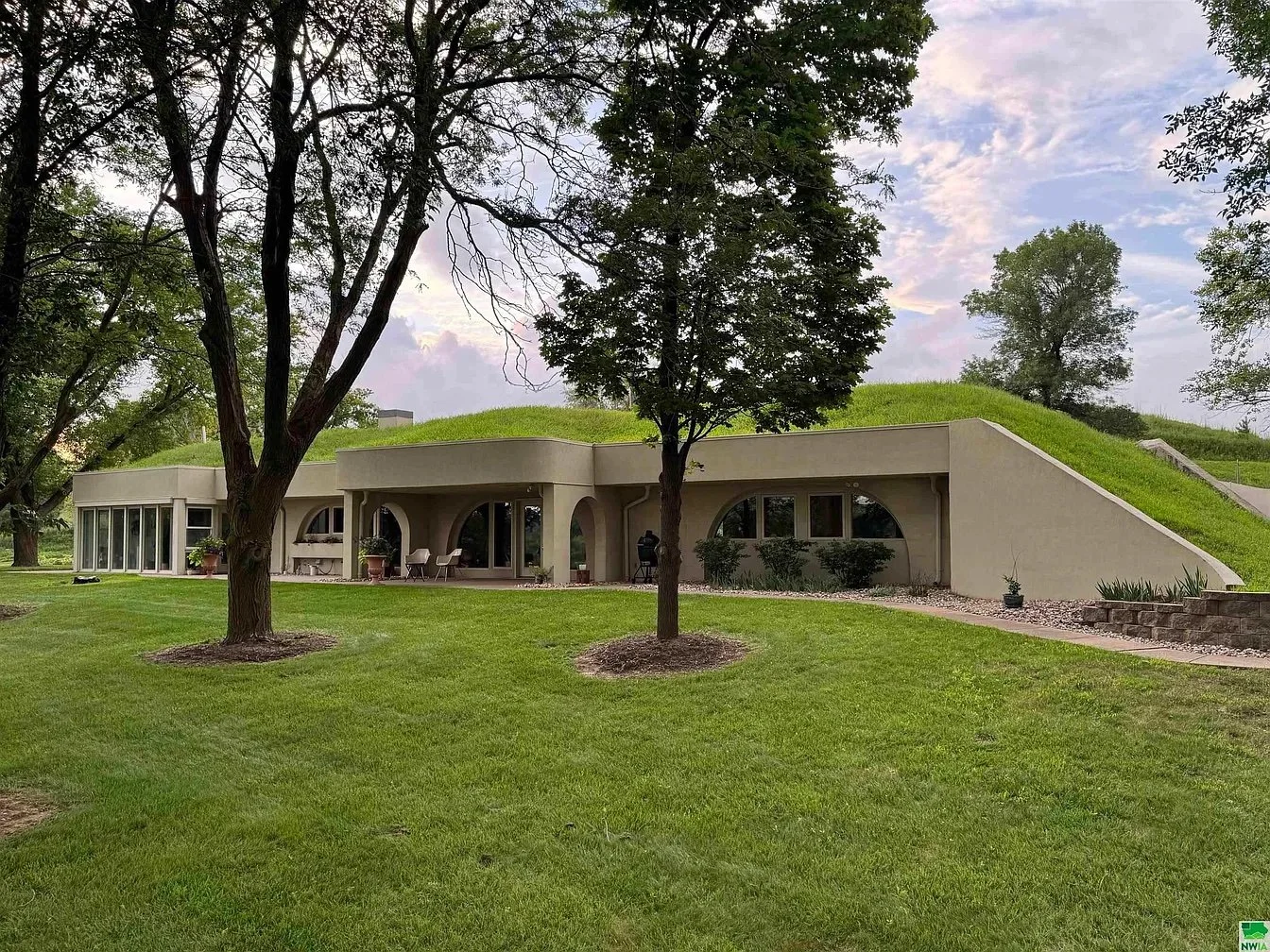  Terra-Dome Earth-Sheltered Home on Over 4 Acres - $650,000