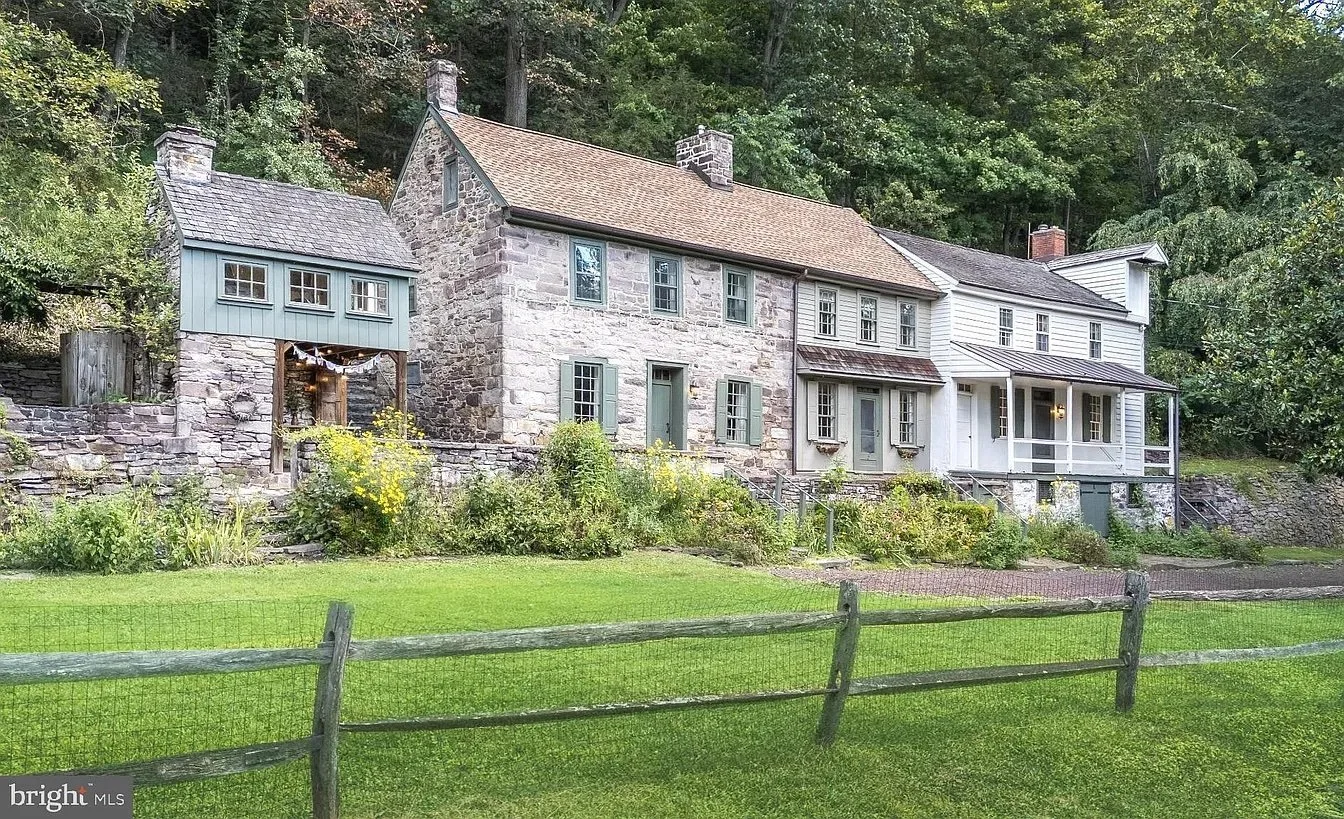 Raven Rock Post in Stockton, NJ - $1,250,000