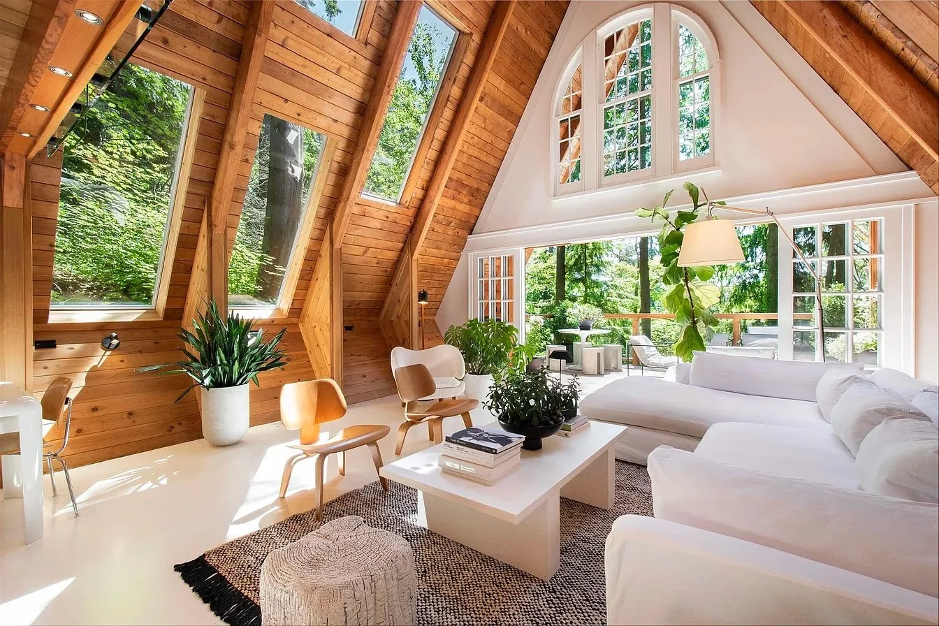 An A-Frame in North Vancouver, BC - C$2,998,000