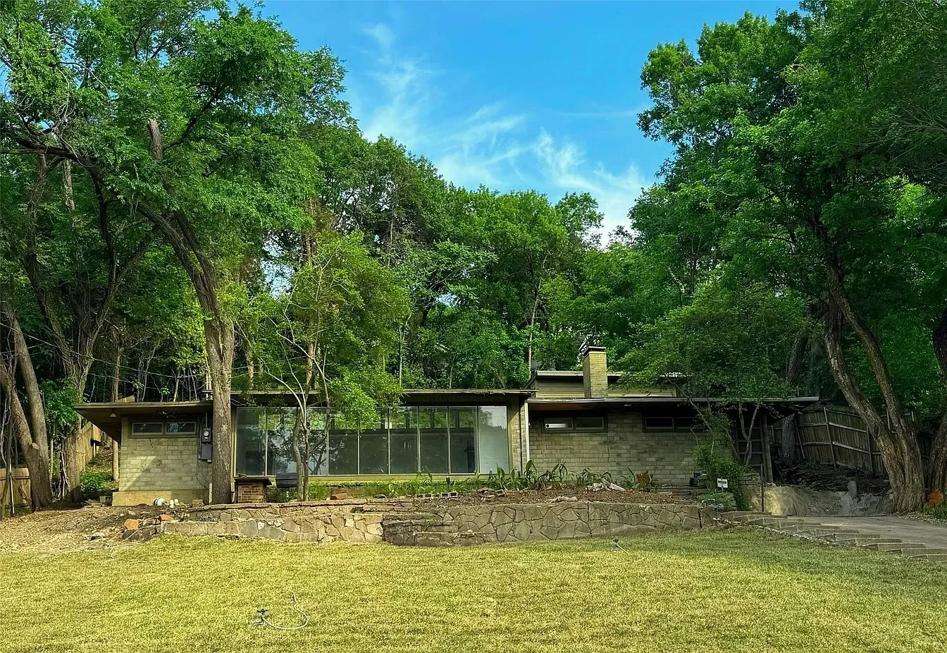 Mid-Century Modern in Dallas - $799,000