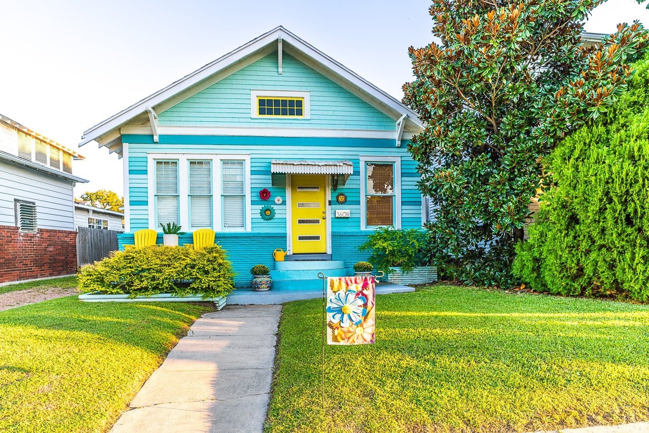 A Bungalow in Galveston, TX - $365,000