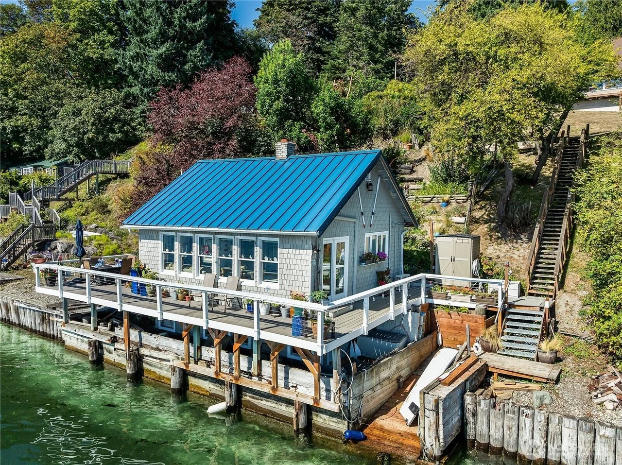 Waterfront in Vashon, WA - $679,000